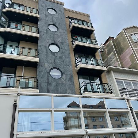 Appt Pablo Met Prive-Garage, Vlakbij Zee, In Koksijde-Bad Apartman Kültér fotó