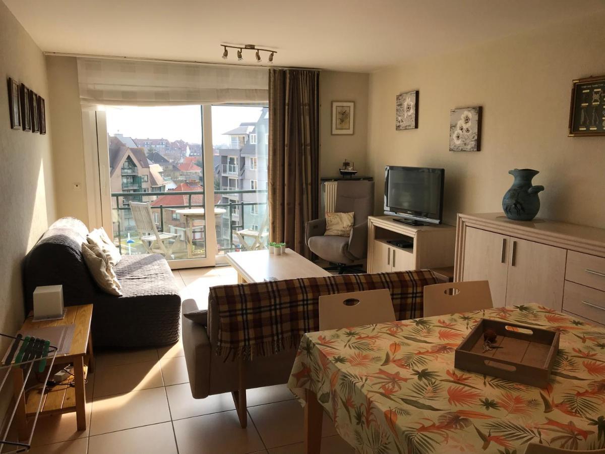 Appt Pablo Met Prive-Garage, Vlakbij Zee, In Koksijde-Bad Apartman Kültér fotó